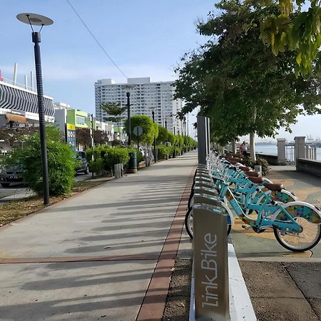 Maritime Seaview Suites Penang George Town Exterior photo