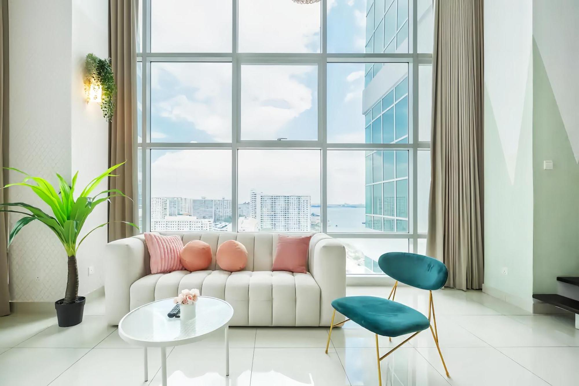 Maritime Seaview Suites Penang George Town Exterior photo
