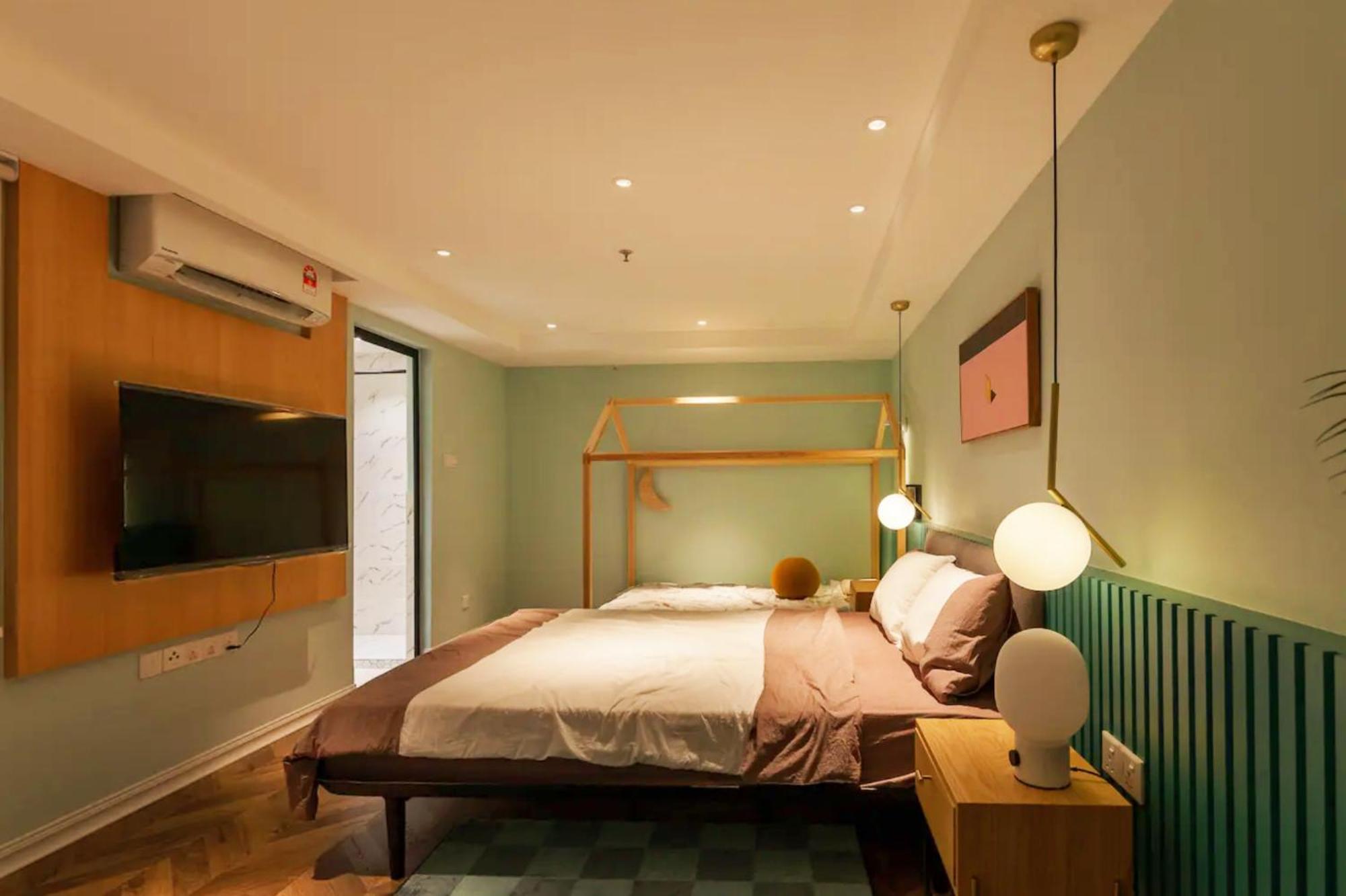 Maritime Seaview Suites Penang George Town Exterior photo