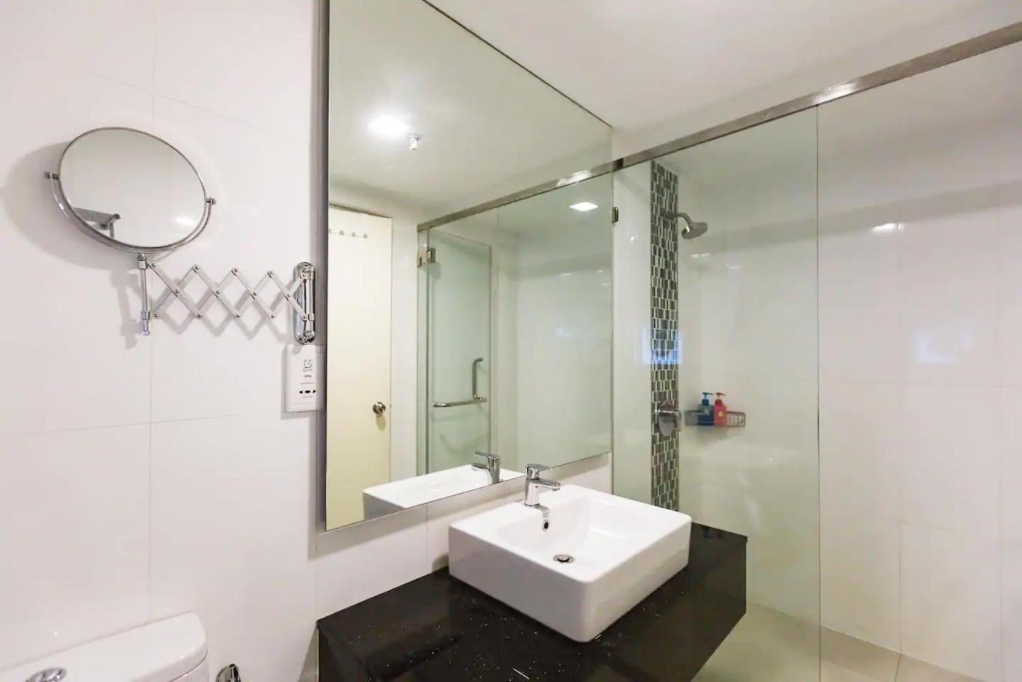 Maritime Seaview Suites Penang George Town Exterior photo