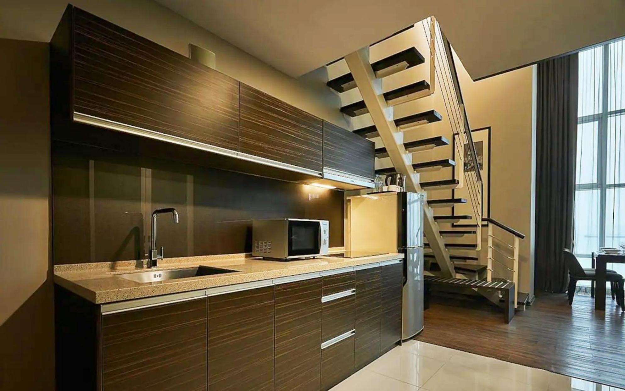 Maritime Seaview Suites Penang George Town Exterior photo